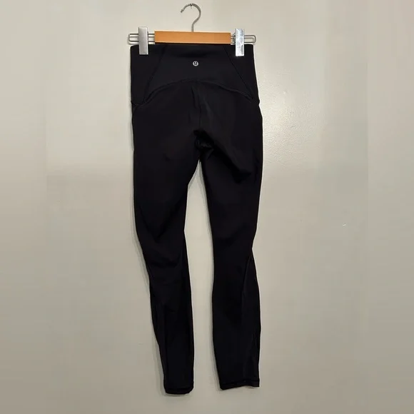 Lululemon Leggings With Mesh Detail - Picture 2 of 7